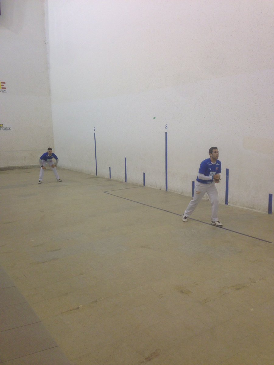 EiC | Final I Trofeu Joves

📍Vila-real
🏟Salvador Sagols

6️⃣0️⃣🔵Pablo de Borriol i Bueno
3️⃣0️⃣🔴Francés i Carlos

#pilota⚾️