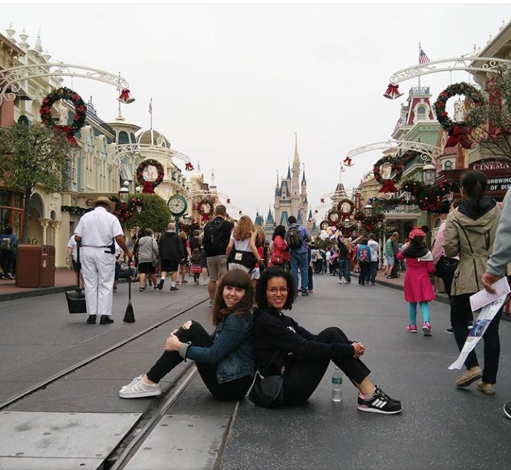 HaiMabe's tweet photo. Unforgettable days with you. Tu visita ha sido el mejor relago. #sisters  #togethernomatterwhere https://t.co/3wYc1fS2g1