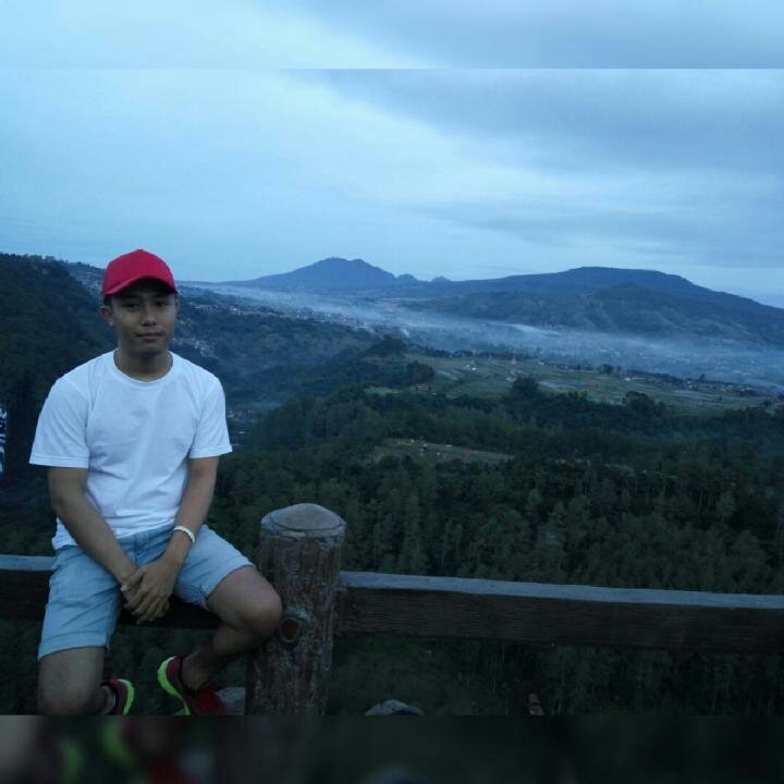Rullycooper's tweet photo. Did you miss me? I'm here! #BIGOLIVE > pinggir jalan. https://t.co/GlTcYILPLL https://t.co/tixH3SVbBc