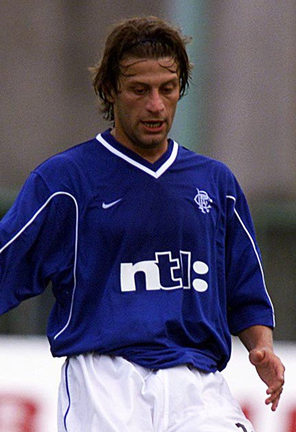 Ladbrokes's tweet photo. #WouldYouRather?

RT - Tugay
LIKE - Moravcik

#Rangers #Celtic https://t.co/1JhlfFRR1J