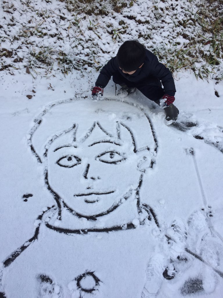 凡太とさかな星人と甥っ子が書いたスカイツリー。北国に帰省してる漫画家っぽいツイート！ 