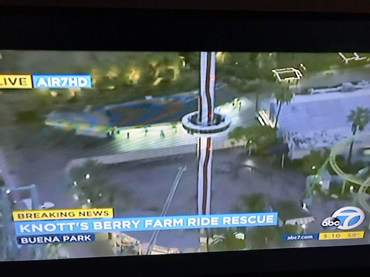 OCAttractions's tweet image. BREAKING: OCFA attempting to rescue 17 people reported to be stuck 125 feet up on the Sky Cabin attraction at #KnottsBerryFarm ... via @ABC7