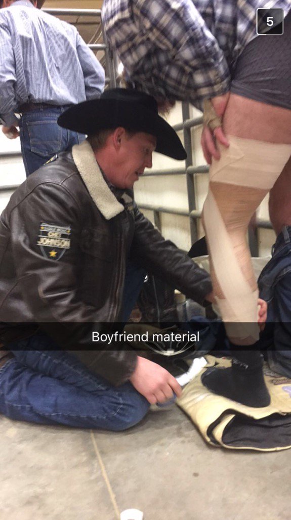WildBill234's tweet photo. like a true gentleman, @chetfjohnson is always willing to help out a fellow competitor. #GuyWeadick https://t.co/cpxGlQCahi