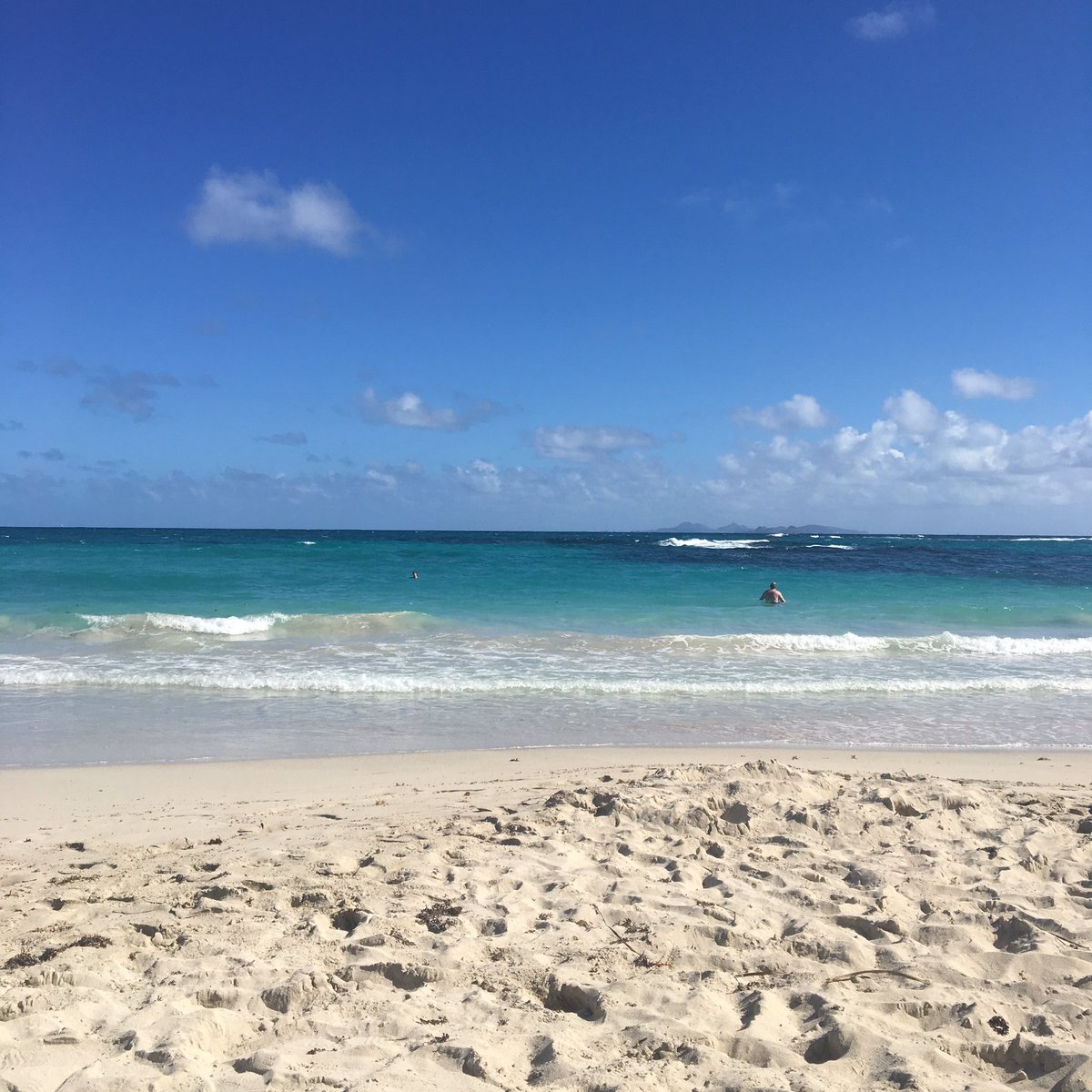 1Luv50's tweet photo. #Dawn Beach https://t.co/n54sRC1Np6
