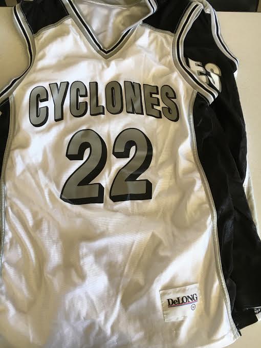 WestPrairieHS's tweet photo. #westprairie Alumni Basketball tonight. JV game at 6, varsity and alumni game to follow. Old WP jerseys on sale. https://t.co/z3XkFILRtO