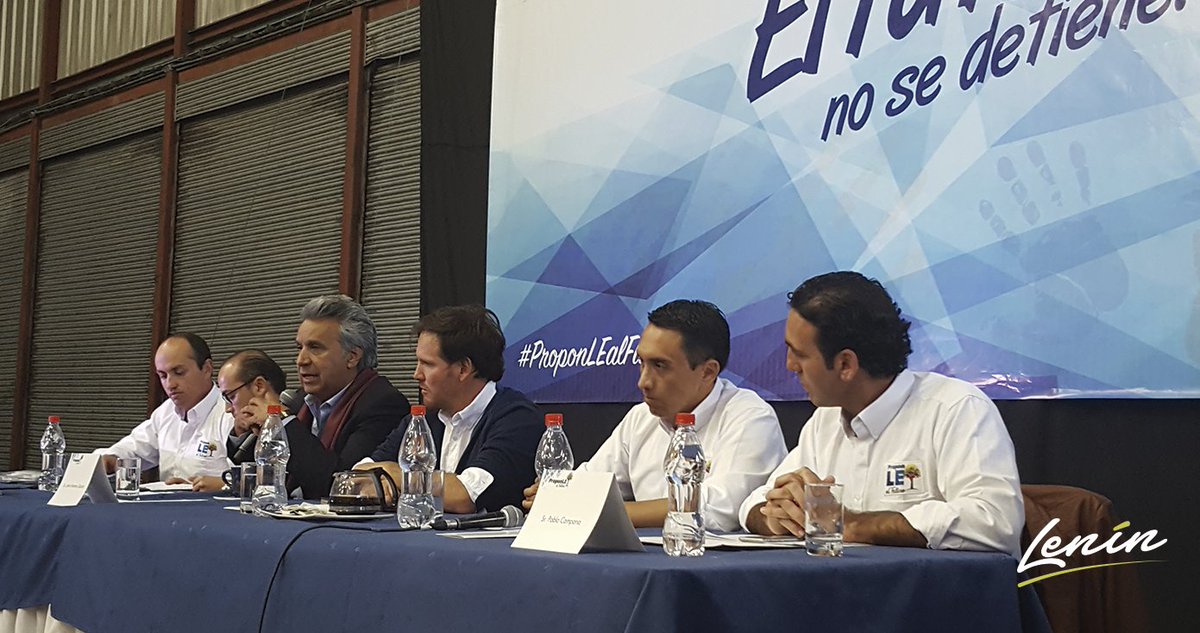 xiomarabriones's tweet photo. Tarea de empresarios es muy difícil, por eso es importante dialogar y conversar: @Lenin #LeninEnCuenca https://t.co/1nyS6NDDPp @tiburazul