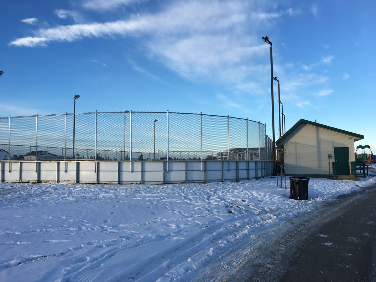 wchoy74's tweet photo. Be the first to skate at #westerra #outdoor #rink it’s open tonight, little rough but ready for inaugural use https://t.co/SDXBNQOrkQ