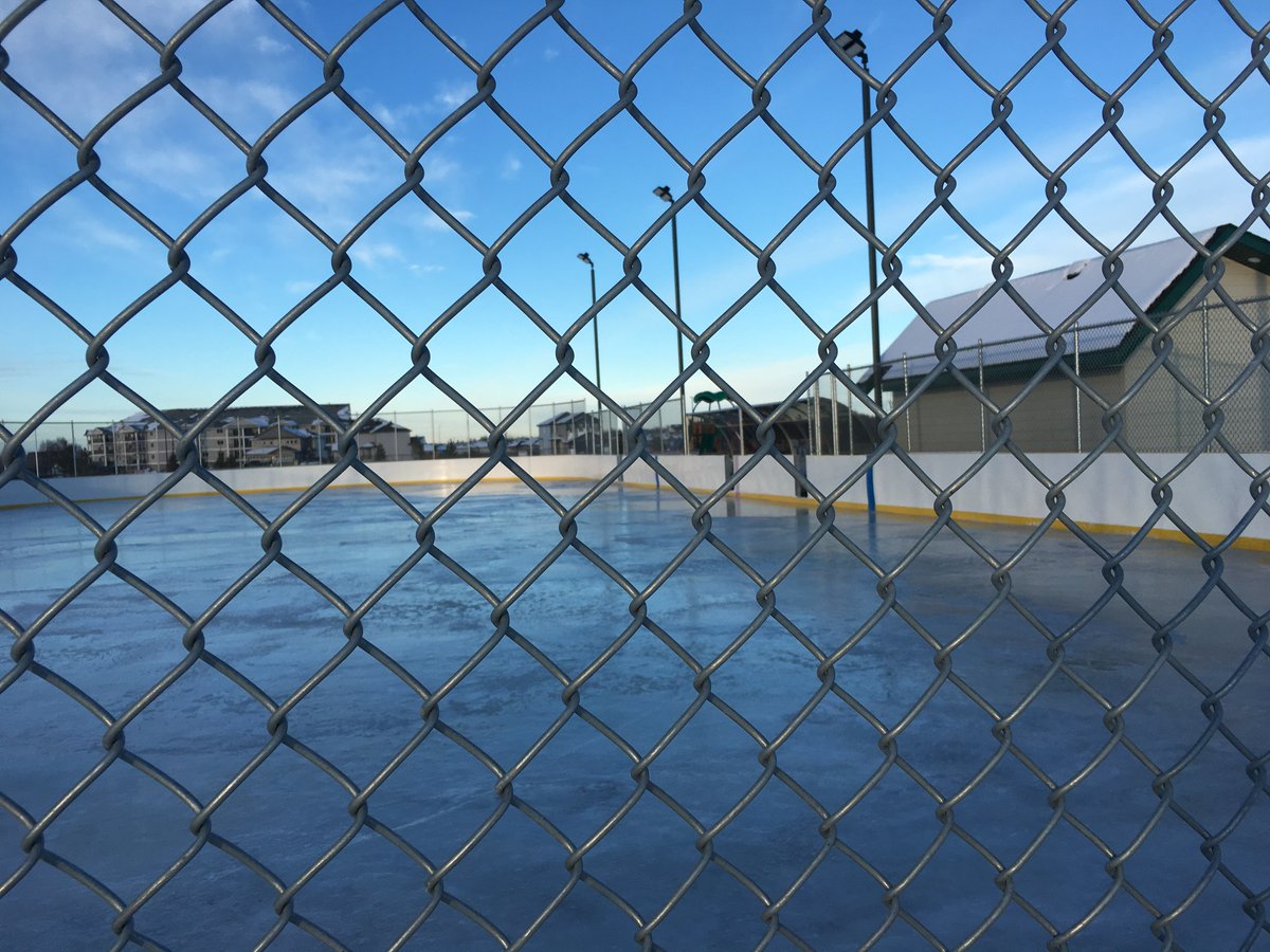 wchoy74's tweet photo. Be the first to skate at #westerra #outdoor #rink it’s open tonight, little rough but ready for inaugural use https://t.co/SDXBNQOrkQ