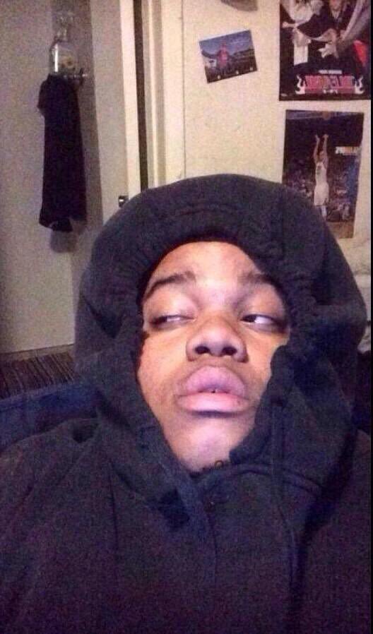 WORLDSTAR's tweet photo. *hits blunt*

Isn't it weird we have a little voice in our heads? Like the one you're using to read this. https://t.co/i6dRdkc24g