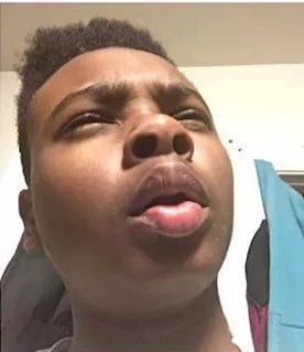 WORLDSTAR's tweet photo. *hits blunt*

Isn't it weird we have a little voice in our heads? Like the one you're using to read this. https://t.co/i6dRdkc24g