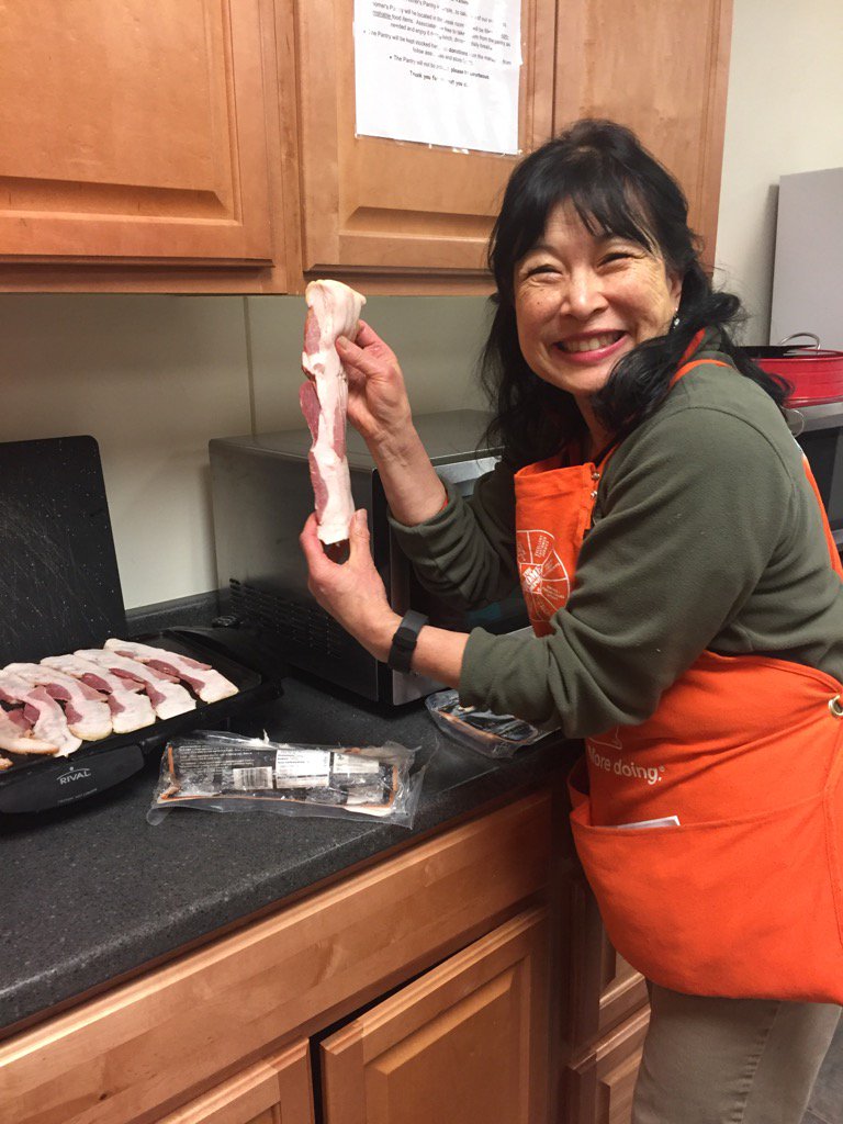 1304merry's tweet photo. Celebrating National Bacon Day at 1304 #AkaskaAwesomeness https://t.co/9ONr7600pR
