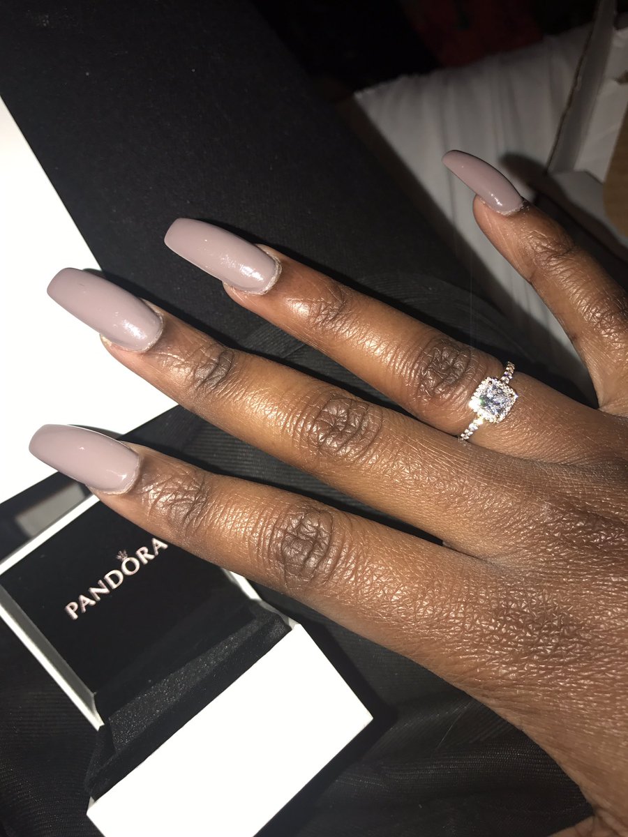 _Liamamamia's tweet photo. 2nd promise ring I definitely won't lose this one 😭😍❤️💍 https://t.co/OFvMjee4oO