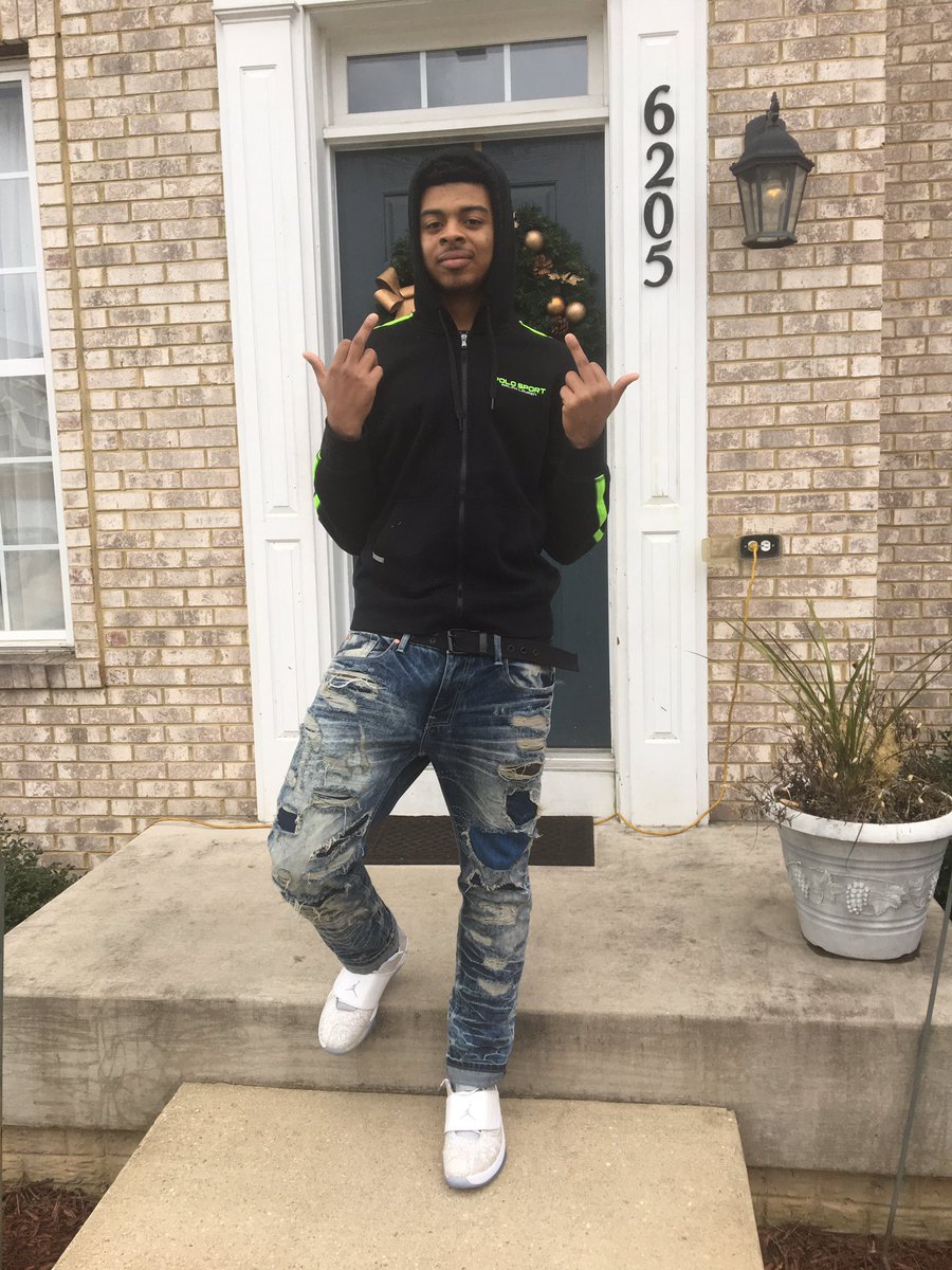 cheefin_zay's tweet photo. 😎🤞🏽 https://t.co/xHB9LjkacX