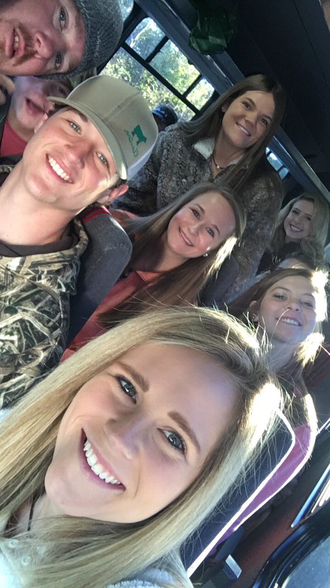 megan10nicole's tweet photo. Love God, love people❤ #MOVE16 https://t.co/sLZP5NTg1s