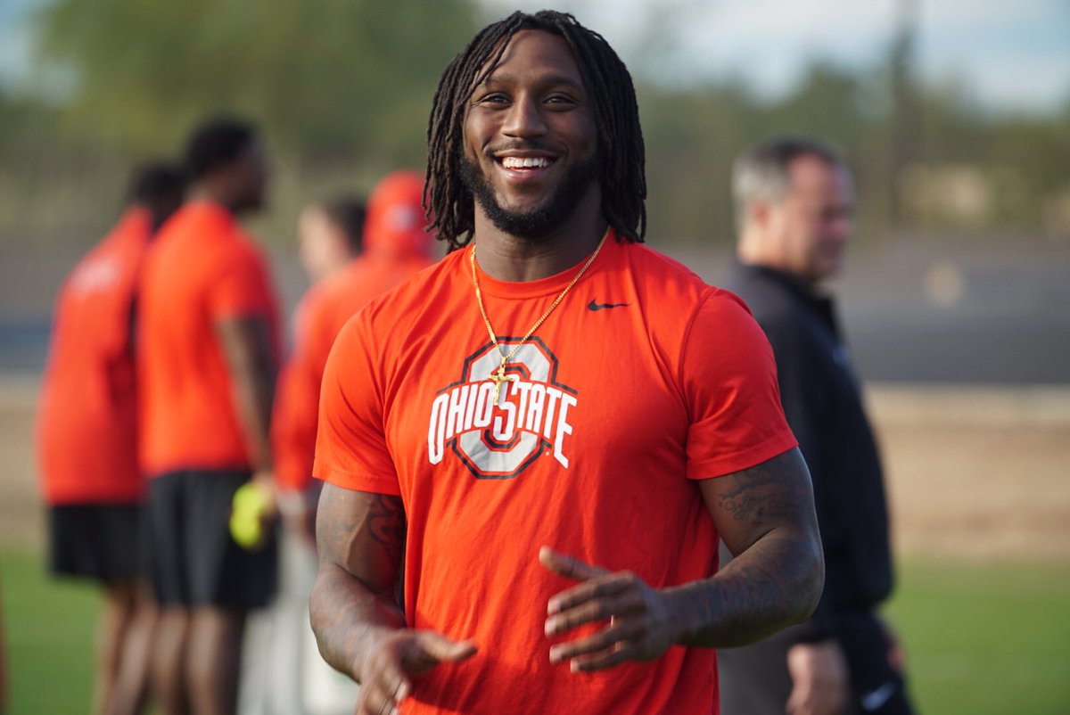 CoachUrbanMeyer's tweet image. Best Fridays in Football from Phoenix!!! ONE DAY to get 9 STRONG!