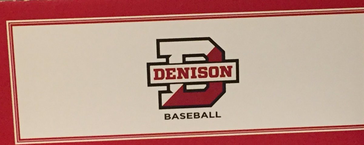 TWCoachCO27's tweet photo. I appreciate the holiday card @DU_Baseball @CoachDeegan @CoachLinkDU #FirstClassCoaches https://t.co/LlJ0nahMzG
