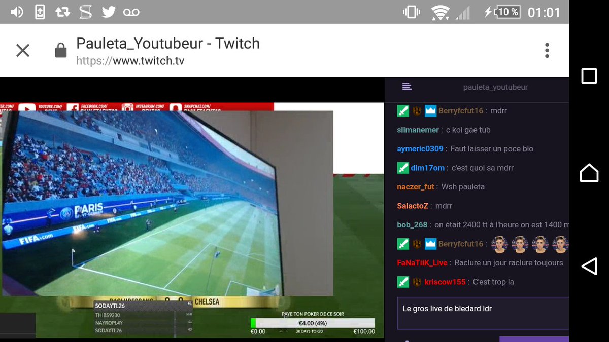 Nissarnaud's tweet photo. Un #PFUTLIVE en 2016 le Gars filme sa tv parce qu'il a plus d' avermedia 😂😂😂 @PFut10 https://t.co/Y3T8KSBgBT