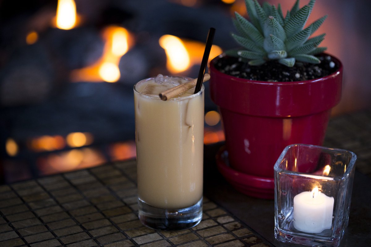 Exactly what we crave right now! A spicy cocktail and a warm fireplace🍸

#ThePatioonLamont #Gloomyday