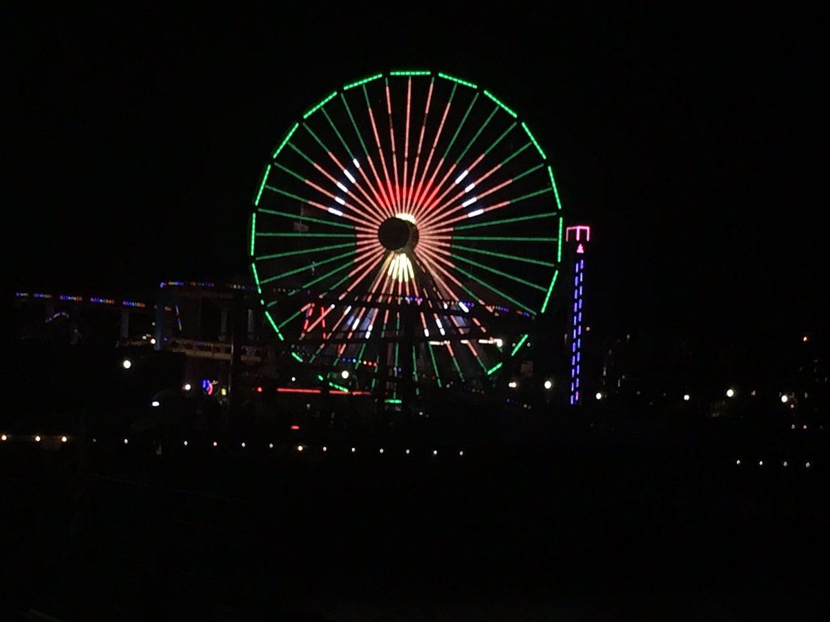 BeksChar's tweet image. 