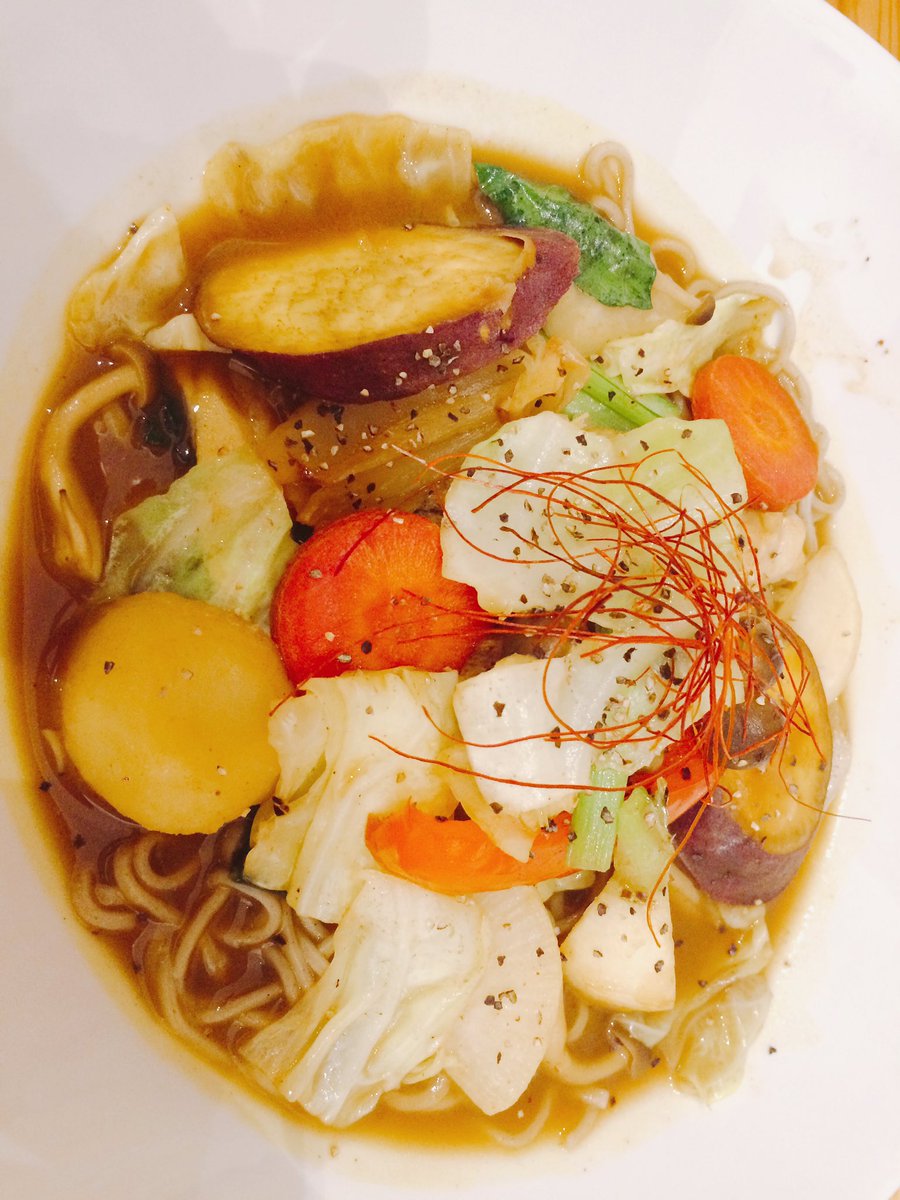 prettygurdian33's tweet photo. 2時間歩いて来た甲斐があった
😭✊✨✨
美味(♥ω♥*)
#蕎麦カフェバル
#BWCAFE
#創作料理
#ランチ
#イタリアン
#スープカレー
#cafe
#カフェ
#スイーツ
#sweets
#新宿
#大久保
#カレー好きの人と繋がりたい
#カフェ好きの人と繋がりたい https://t.co/0AFZ6z47bY