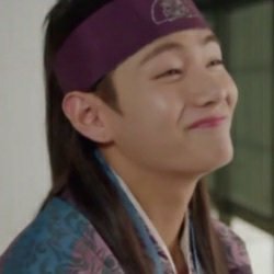 nseribeli's tweet photo. dorama do tae amanhã // vou ter que esperar a legenda 

#WeAreProudOfYouTaehyung https://t.co/HGrCKsf2BB
