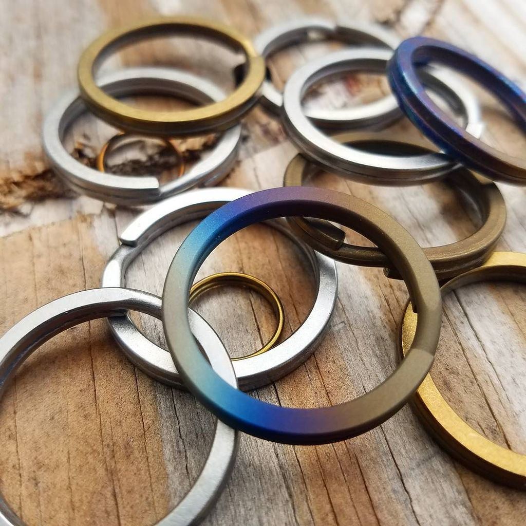 TiSurvival's tweet photo. Titanium split rings https://t.co/ZgGucpAaRL #tisurvival #titanium #edcgear #edc #everydaycarry #keychain #splitrings https://t.co/cqB28NsrER