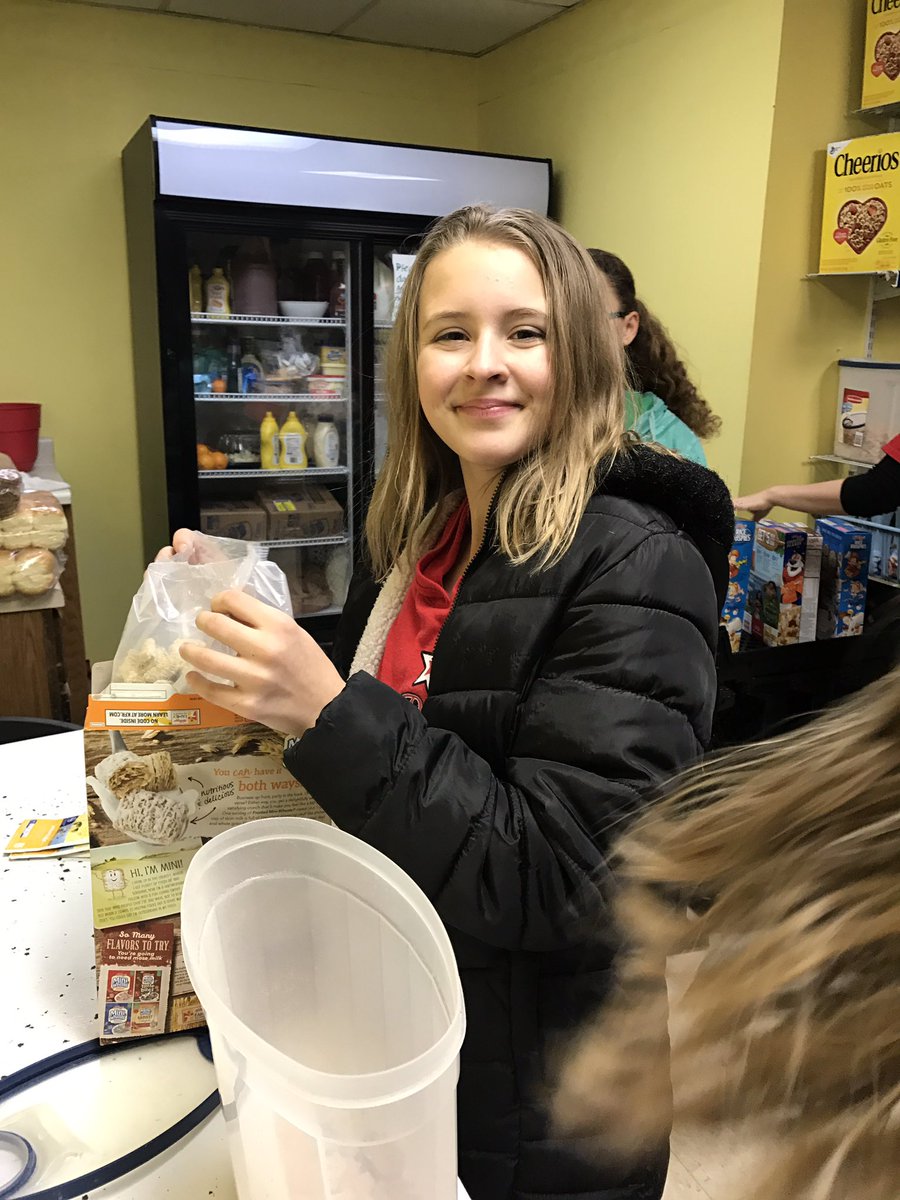 Kyraiyne's tweet photo. #givingback #emergencyservicesofnky #themoj https://t.co/AdsH4y7Y40