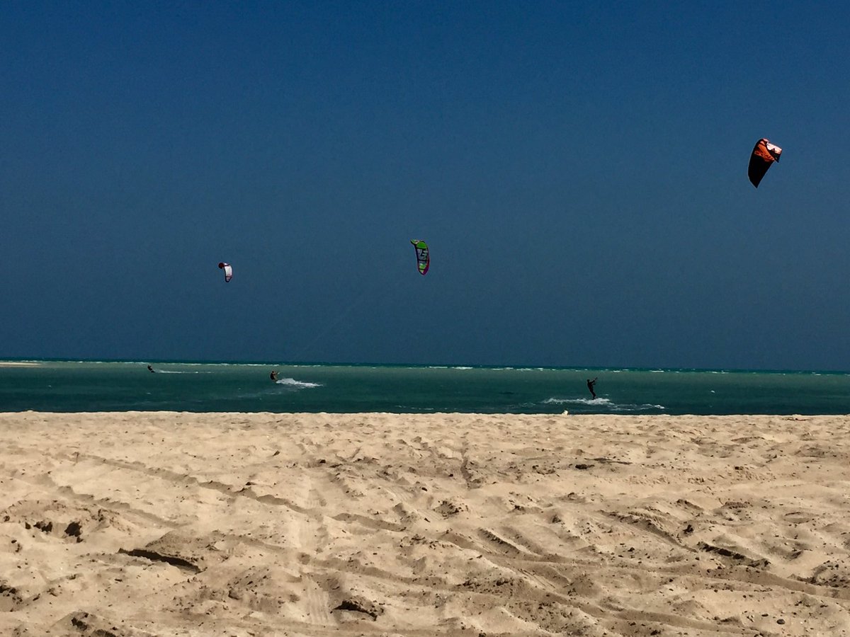 Clubbluepearl's tweet photo. Plenty of activities during the winter break. We'll be running sessions regularly every day. https://t.co/spvKSvNY5q #qsup #qkite #qbike https://t.co/ctWvMjRwm4