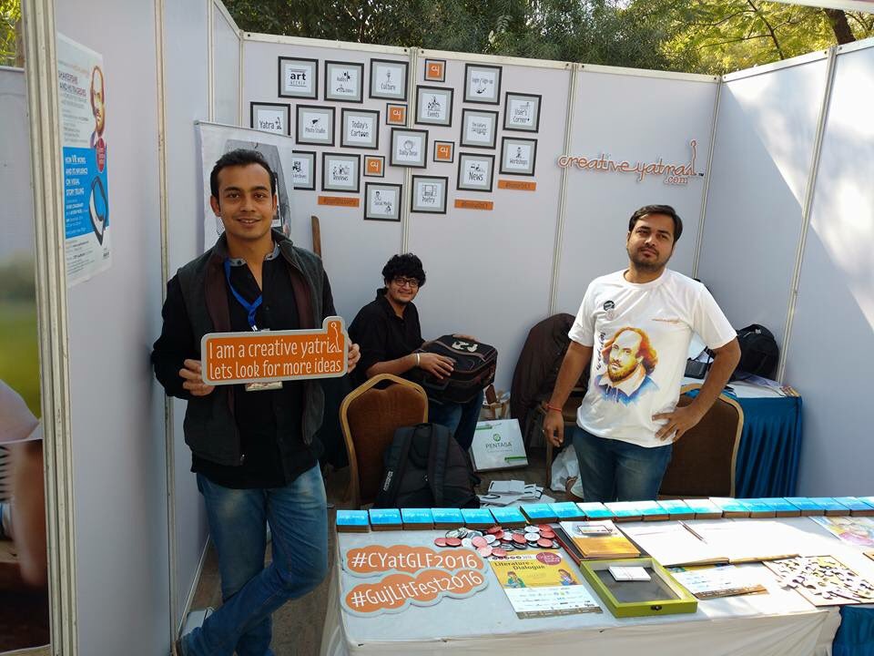 creativeyatra's tweet image. ur energy &amp;amp; enthusiasm 2wrds #gujarati is inspiring.twas pleasure to receive you at our booth @cinemanabhishek #GujLitFest2016 #CYatGLF2016