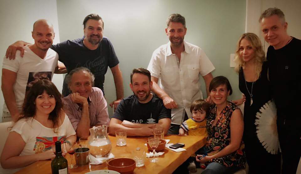 Quizás hoy ......Abril 2017 !!@peloni3 <a href="/AleVeroutis/">Alejandro Veroutis</a> <a href="/MusicalesBaires/">Musicales BAires</a> <a href="/Julietaiacoponi/">Julieta Iacoponi</a> <a href="/leocifelli/">Leonardo Cifelli</a> <a href="/BMZComunica/">BMZ Comunicaciones</a> <a href="/javierbelay/">Javier Belay</a> <a href="/sebamazzoni74/">sebastianmazzoni</a>