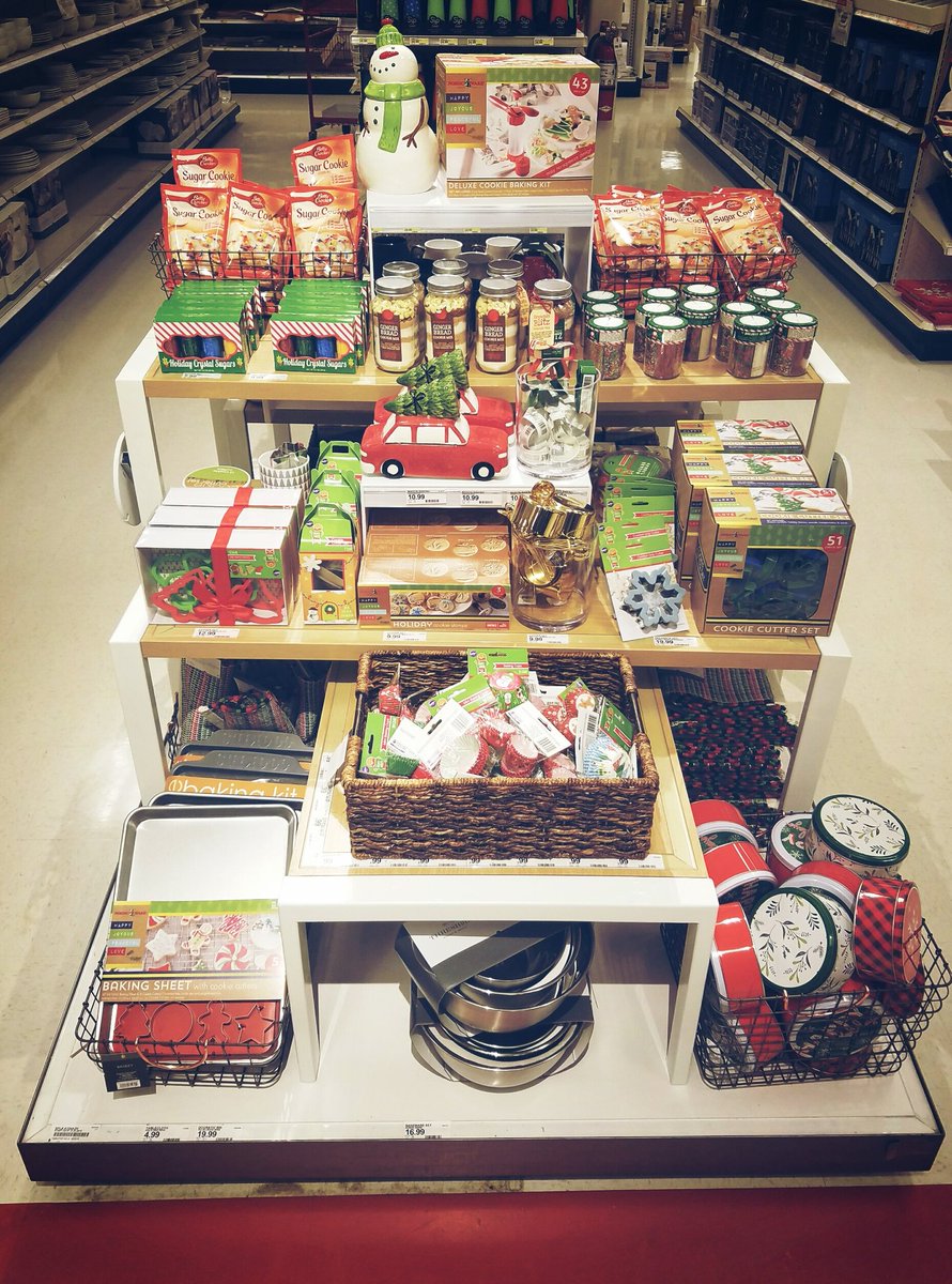 Bake it up!!! #VMTL #T0338 #sleightheholidays #targetstyle