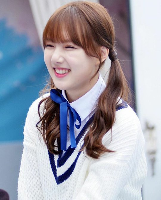 shyfromnine's tweet photo. @DHschoolgency My name is Jung Yerin from GFRIEND, wanna be student in Dream High School. Verify me? https://t.co/jaQ0WiKgj1