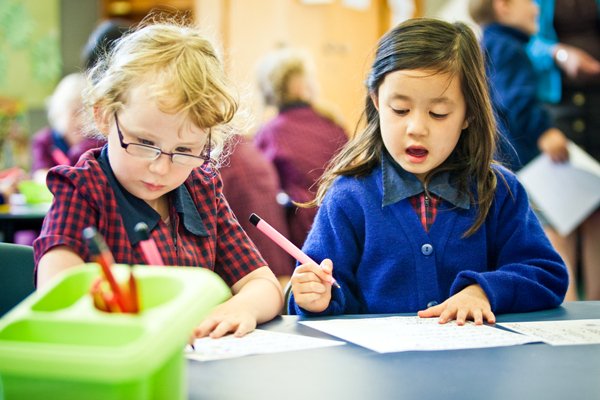 EducationGovtNZ's tweet photo. The 2016 school year is winding up! Check out next year's term dates here:  https://t.co/O7H4zPximd https://t.co/yYkr1nMXno