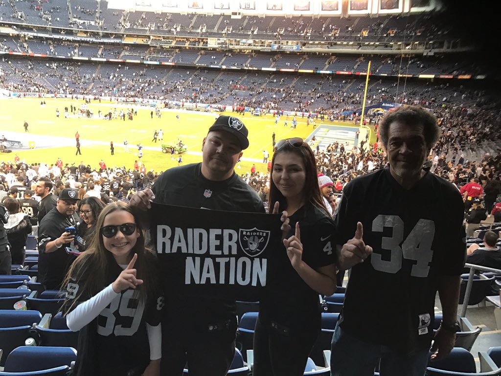 MrM_7's tweet photo. Feels good to be back! Playoff drought ended where it started! #WeAreBackBaby #JustWinBaby #ByAnyMeans #RaiderNation 11-3 #Playoffs16 https://t.co/GXV50mT5pW