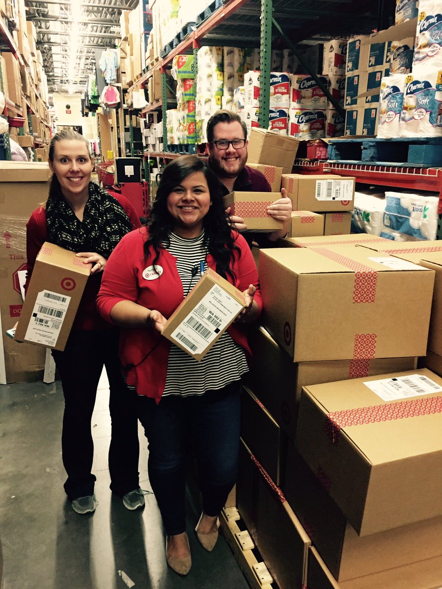 Thanks to the team at T2290 for all your hard work this Q4! We appreciate it! @TGTGregWood <a href="/SarahRPuckett/">Sarah Puckett</a> @KeithDurJava <a href="/mj_nata/">Nat</a>