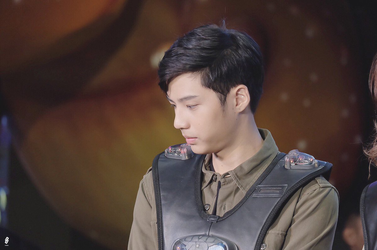 pd_pangpond's tweet photo. มีมุมข้างๆมาให้พี่หวีดเสมอ ❤️
@bank_thiti
#LaserWar #bankthiti
#wonderplanet https://t.co/PsBpmupNVZ