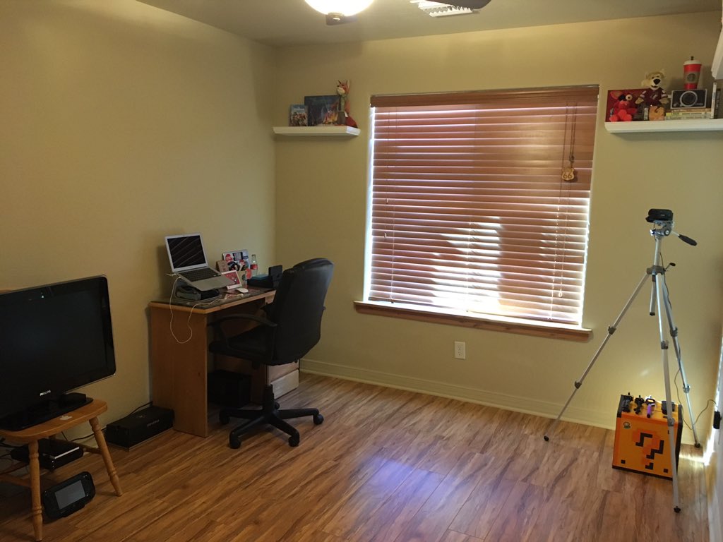 plainrocktweets's tweet photo. Okay, here's our new house! The outside, the living room/kitchen, my bedroom, and my office! https://t.co/fAWRexqvX4