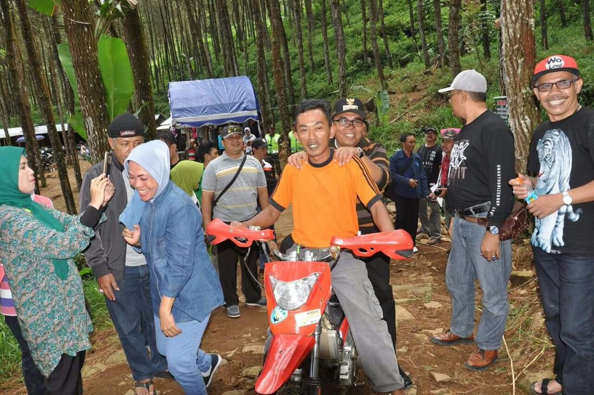 Mari berwisata di kabupaten Pekalongan. Spot Curug Lawe #Petungkriyono #TheBeautyOfPekalonganRegency