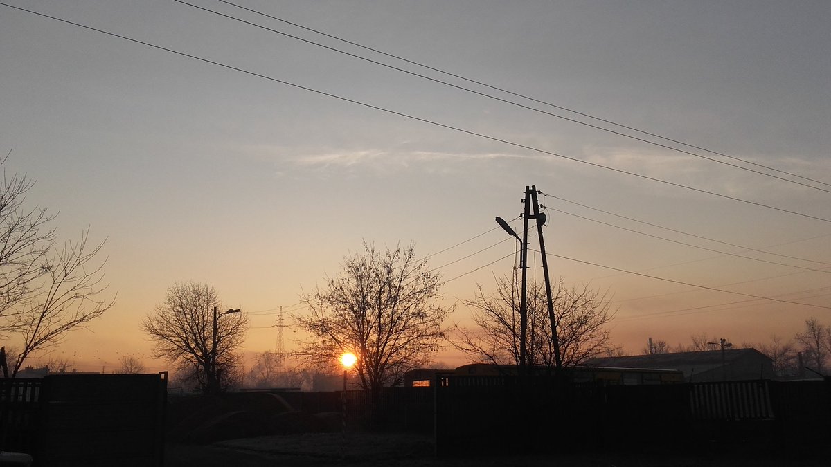 fuckfilling's tweet photo. Morning and Evening is such as beautiful... https://t.co/mGwnZRbfY0