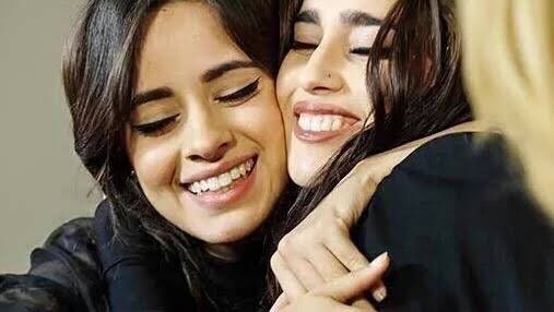 anarxxyleigh's tweet photo. «y siempre será fifth harmony...» https://t.co/eGvxreg8ub