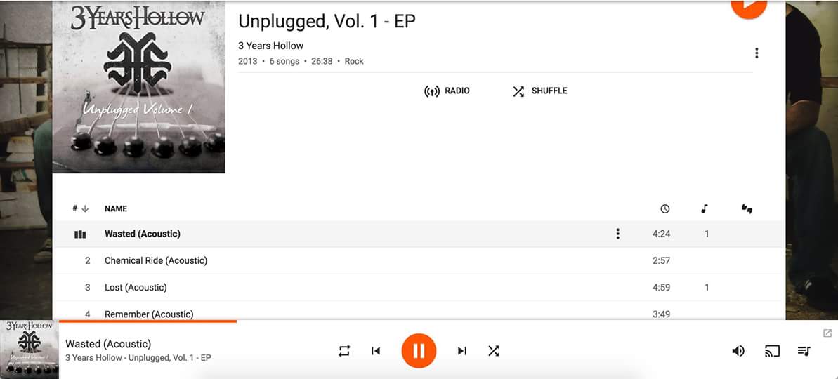 sharpimages28's tweet photo. #Acoustic kind of night @3yearshollow #3YearsHollow #unplugged https://t.co/GBsOrmSNHg