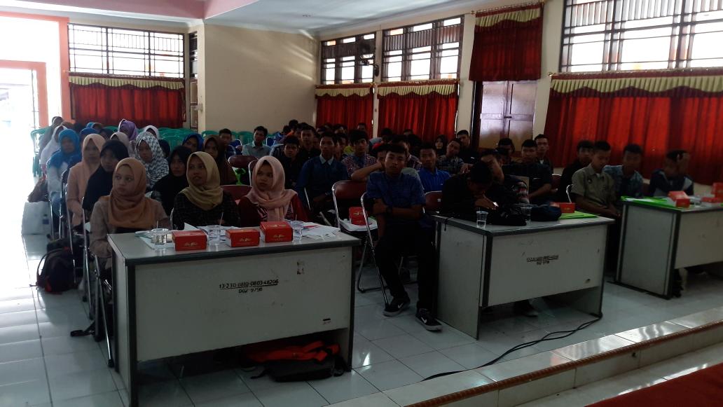 Smkn2Adiwerna's tweet photo. Workshop Seminar #C59 #Tegal https://t.co/UjgfXdIYZ3