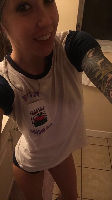 Follow me on IG https://t.co/JBm4UoszzD for live snaps on my daily story like this one :) https://t.<a href="/tag/thongthursday"class="tags"><span>#thongthursday</span></a>