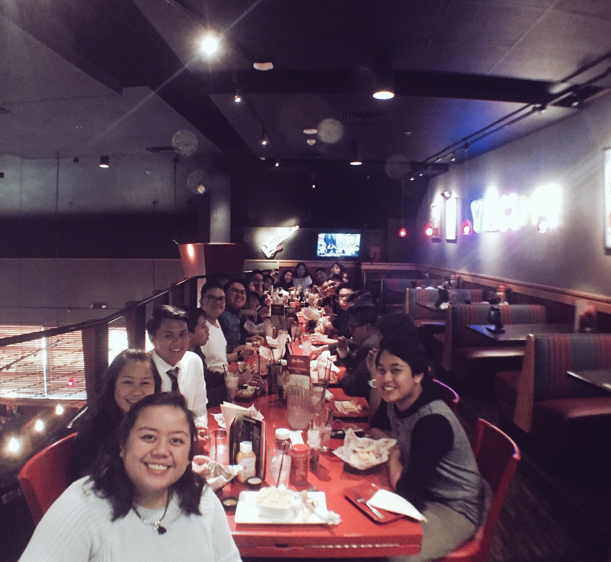 langitjoy's tweet photo. Soccer mom af https://t.co/aXWR6D0OeD