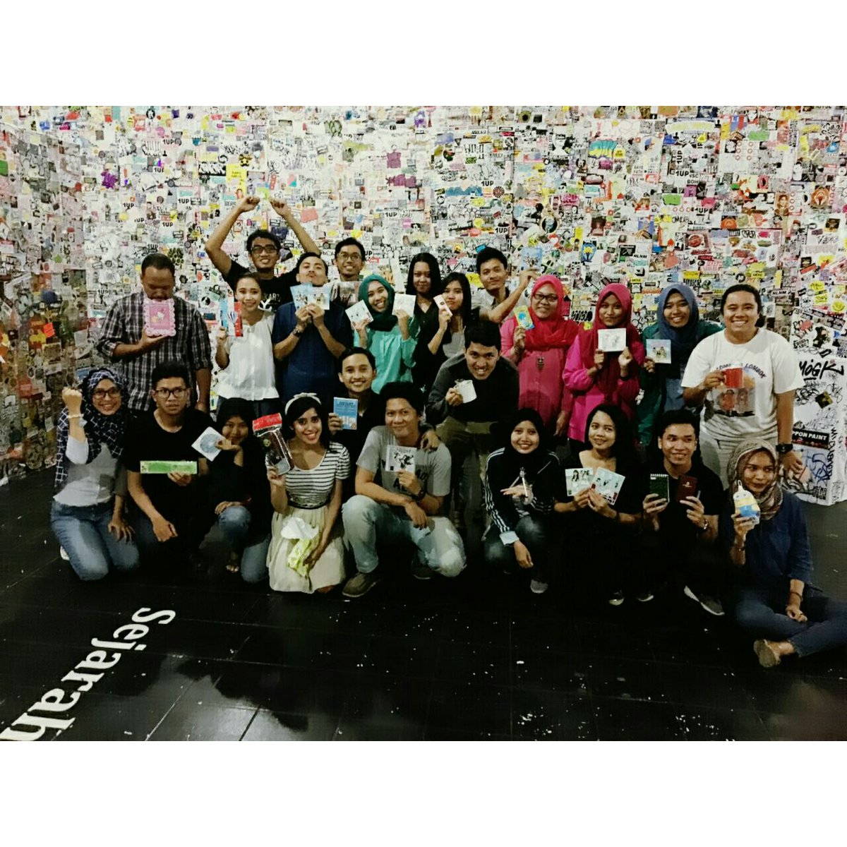 Faba_JakSel's tweet photo. The last clubing batch 8, Acara clubing ditutup dgn sesi tukar kado
wah serunya, sampai jumpa di Batch selanjutnya yah :)
#FBJS #FABAJAKSEL https://t.co/FfOEBOCZs2