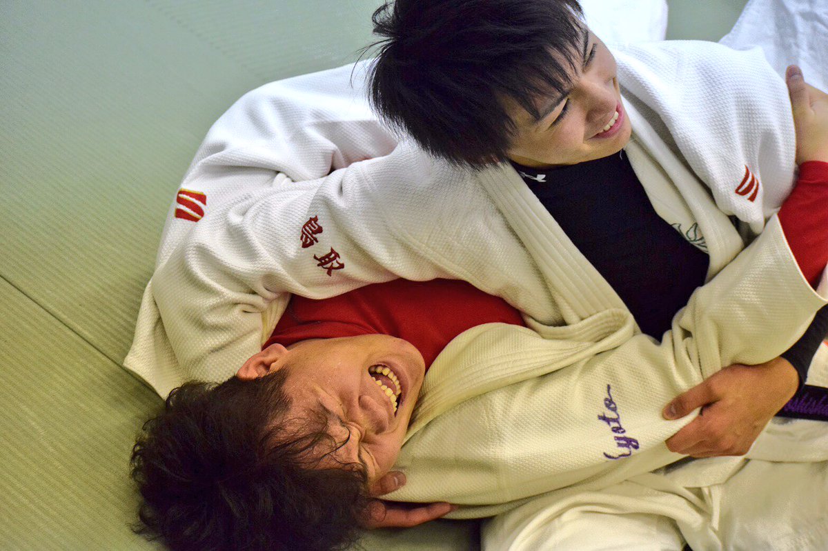 bonbaieeee's tweet photo. 熱く楽しく真剣に。
#同志社柔道 #DUJC #自由 https://t.co/aQNfDnRuq2
