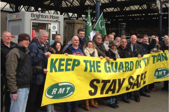 RMTunion's tweet image. @RMTunion praises "incredible solidarity and determination" of Southern Guards in fight for rail safety bit.ly/2hL0poC