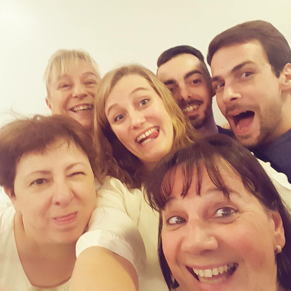 TreteauxR's tweet photo. Les #comédiens de la pièce #lesquat qui nous parlent de la #tolérance et #respect  @TreteauxR @Progres_Roanne @lepays_fr @ #intergénération https://t.co/P7uSdYtDGU