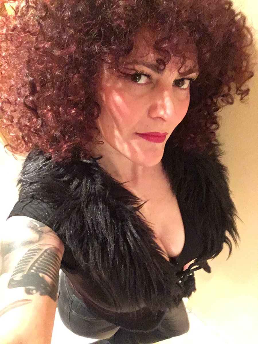 Hoy 20:30 a 00:30 Dj FUNKWOMAN en <a href="/PlateaMAD/">Platea Madrid</a> #funkwoman #dj #platea #madrid #funk #disco #soul #bestplan #party #xmas #dance #life