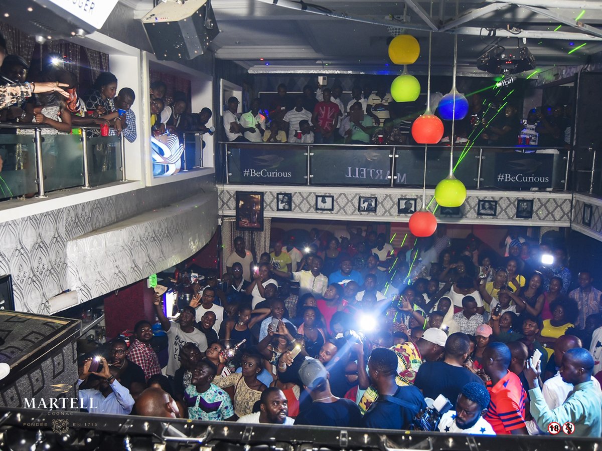 martellnigeria's tweet photo. Here's what you missed from the Martell #BeCurious party held at Club Amigos, Festac Town, Lagos. 

More: https://t.co/gW6koMjDqq https://t.co/KeurECjAAA